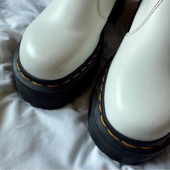 Dr. Martens Audrick Chelsea Platform Boots White- Women's 5 - Picture 7 of 9